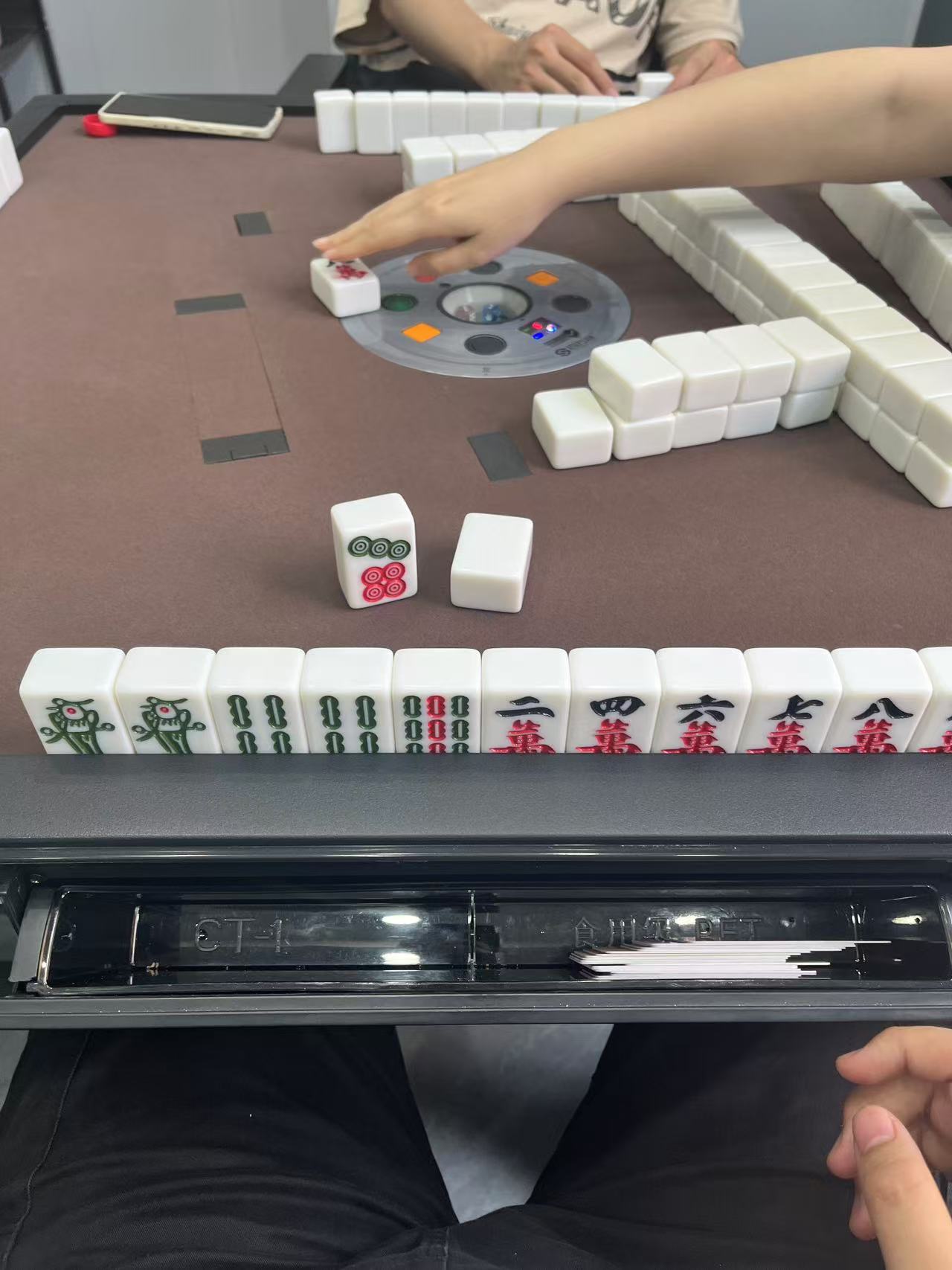 周五麻将，戴维从240块赢到540块！准麻将高手！