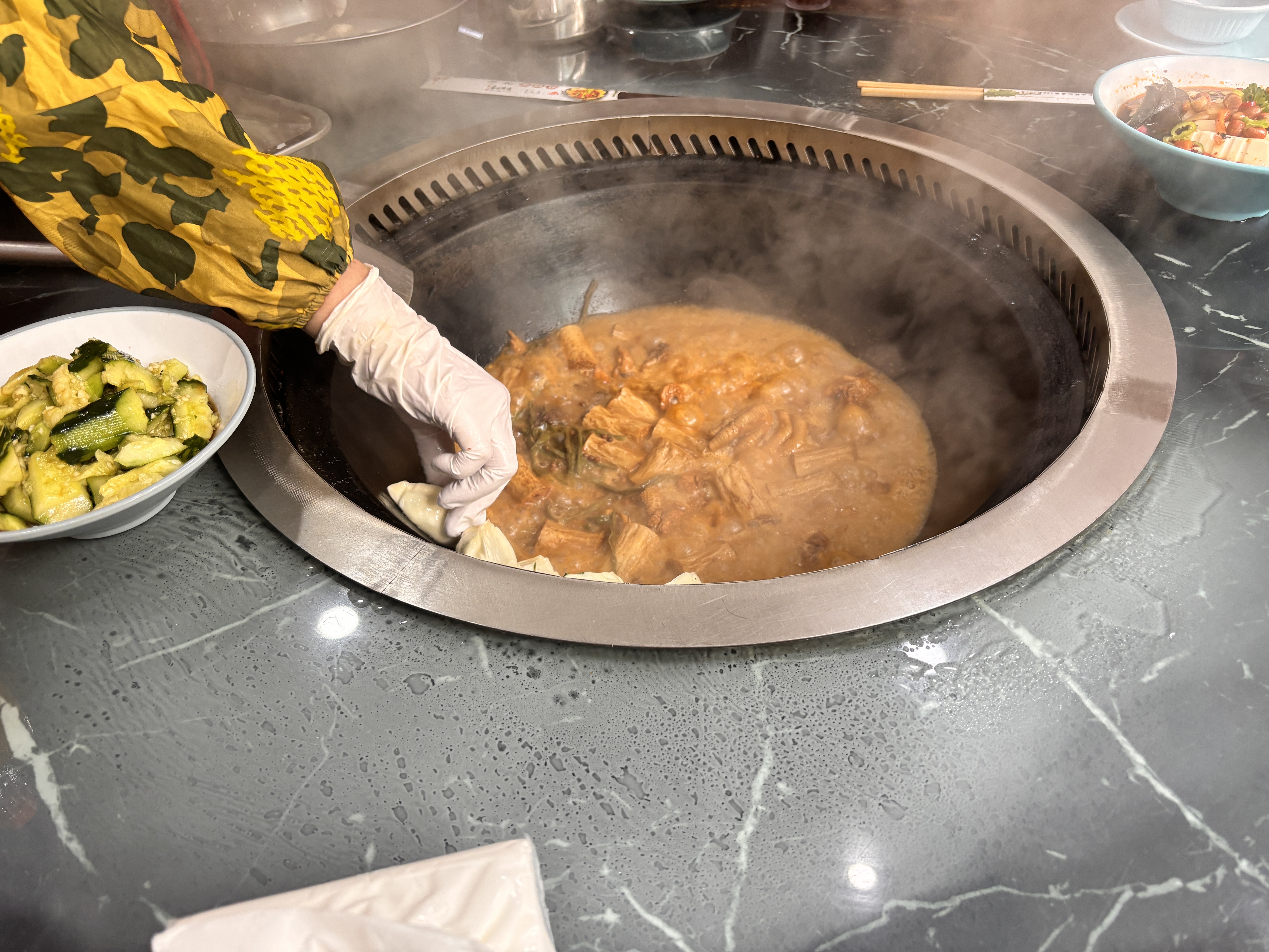超好吃的地锅鸡，图源胖达